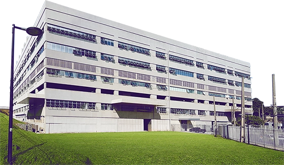 faculdade fachada 560